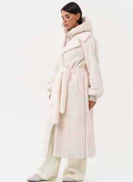 Женская шуба со съёмным капюшоном