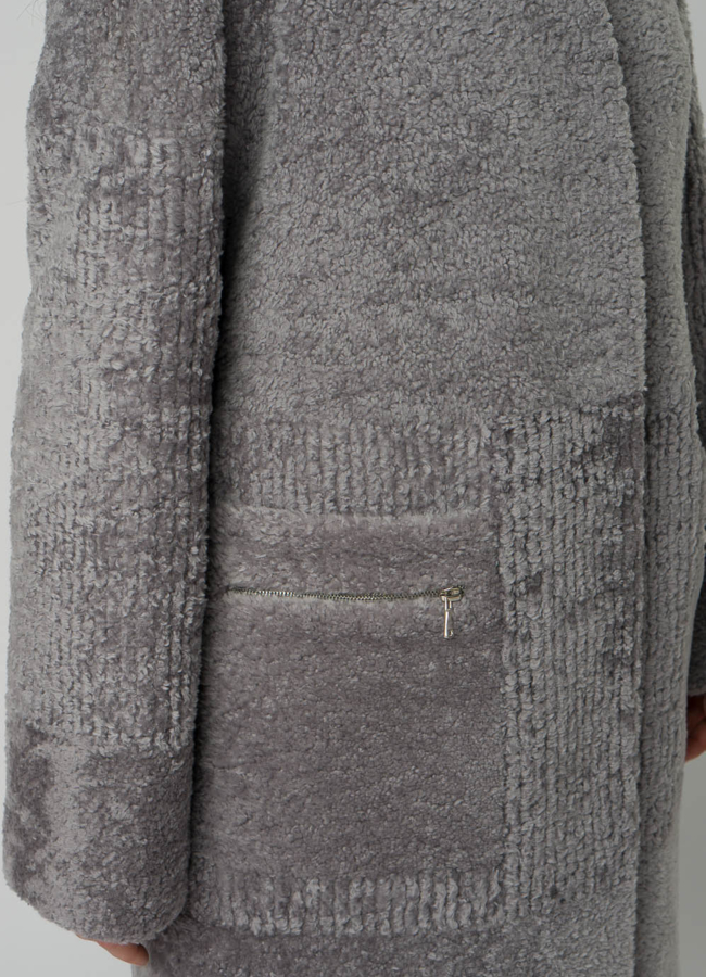 Шуба из овчины в сером цвете с воротником стойкой модель № 21981 универмаг малина