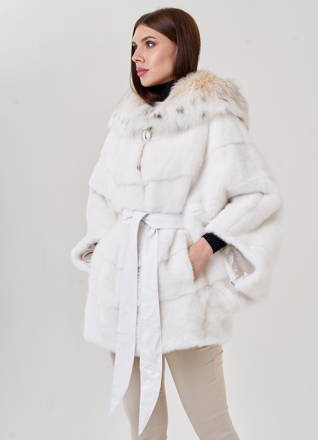 Белая шуба оверсайз с рысью модель № 23305 универмаг малина