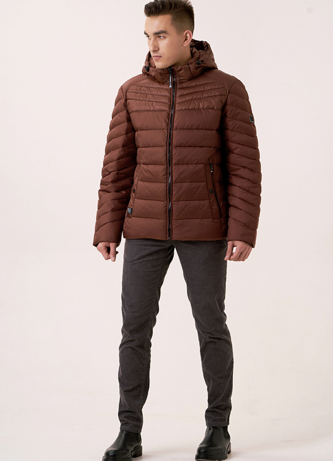 Мужская куртка со съемным капюшоном модель № 1685 меха малина