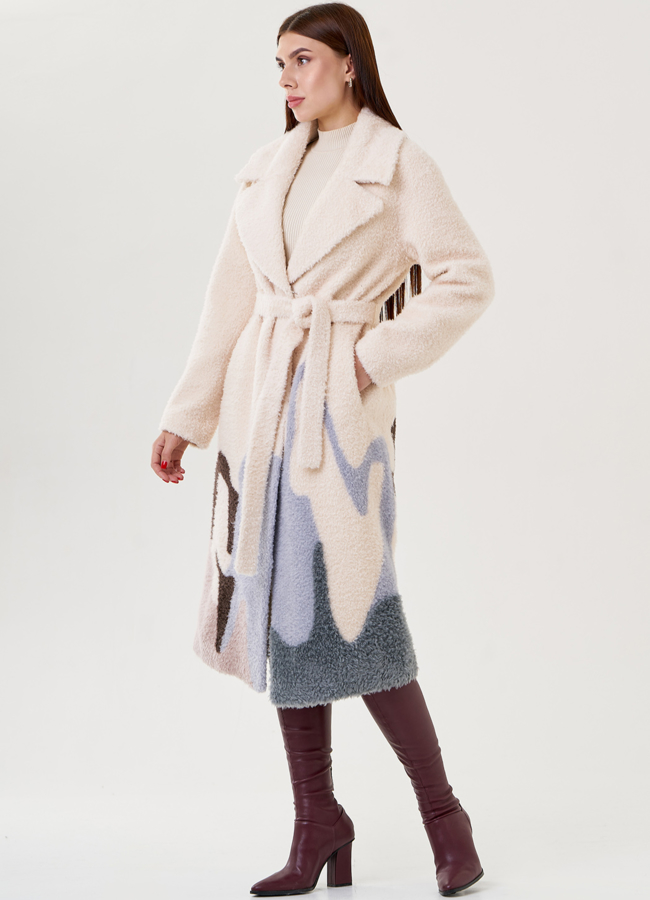 Пальто из эко меха с принтом модель № 75616 универмаг малина