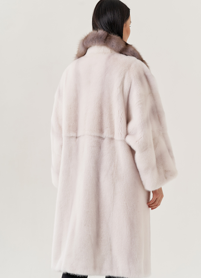 фото Норковая шуба с воротником из куницы  модель № 79228