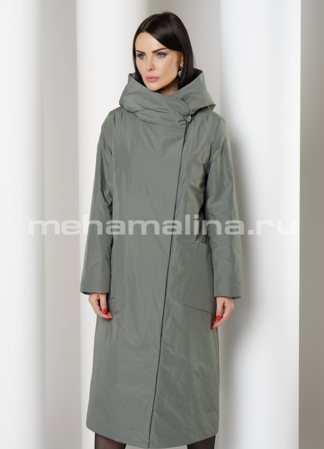 Прямое пальто с капюшоном модель № 208117 меха малина