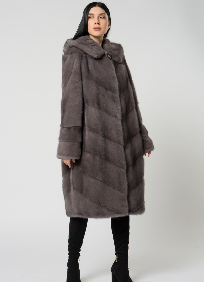 фото Светлая длинная шуба из норки модель № 1505