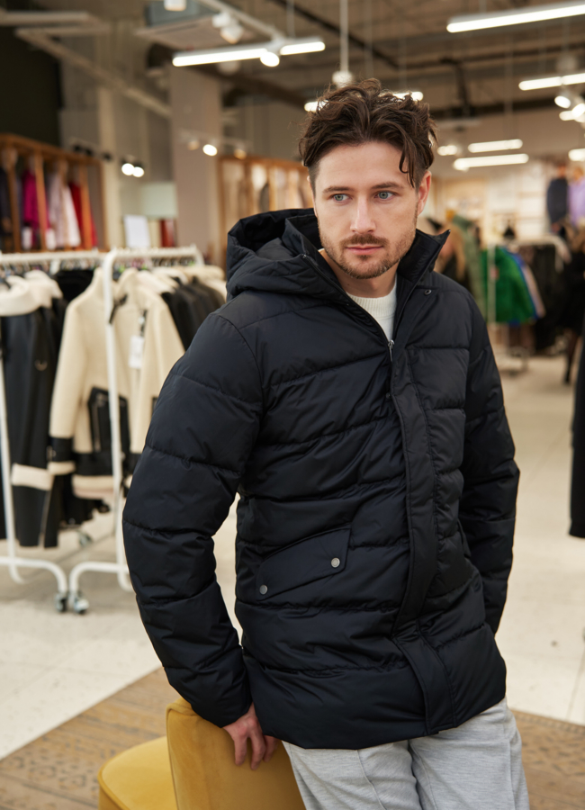 Мужской пуховик синего цвета с капюшоном  модель № 78878 в рассрочку