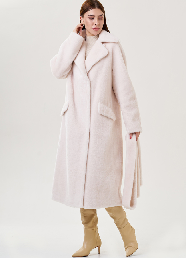 фото Длинное белое пальто из эко меха модель № 79325