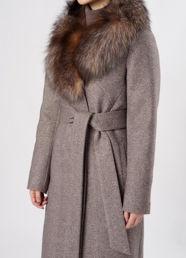 Удлиненное зимнее пальто с поясом модель № 051 универмаг малина