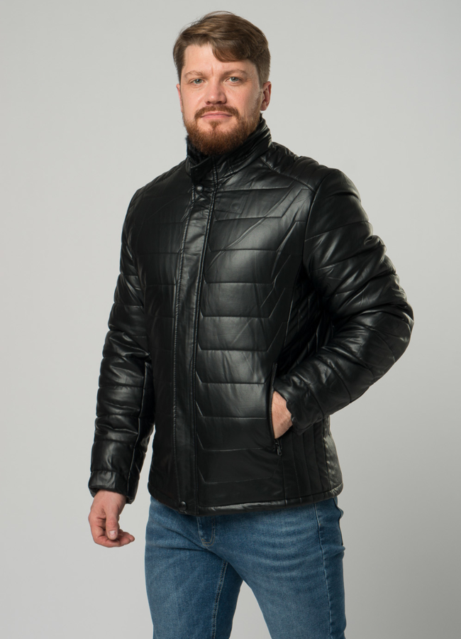 Мужской пуховик из эко кожи черного цвета модель № 21942 меха малина