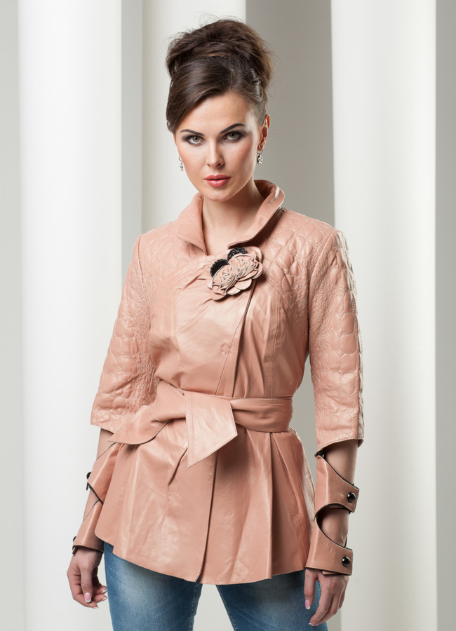 Куртка из кожи плонже, цвет персик модель № K-144 меха малина