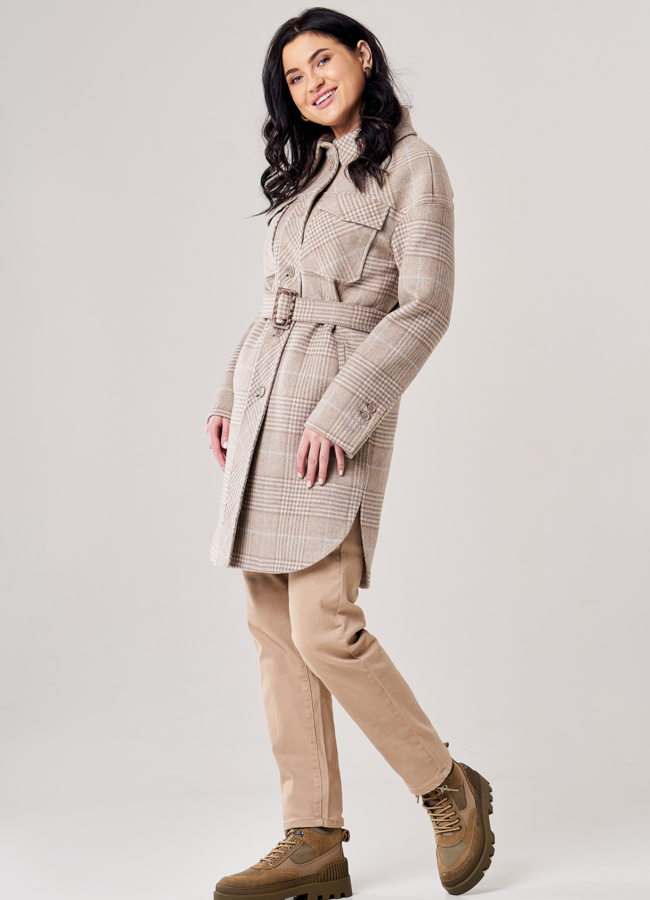 Женское пальто-рубашка бежевого цвета модель № 20850 в кредит