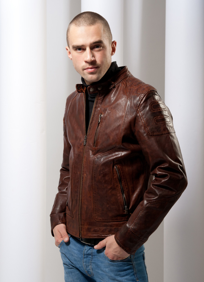 Кожаная куртка модель № KP-21 меха малина