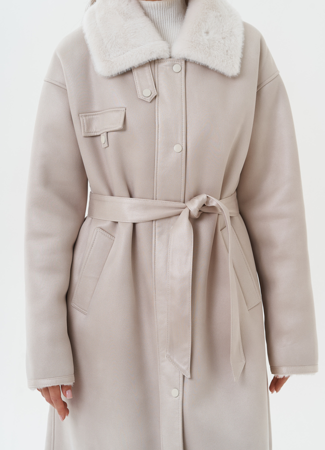 фото Дубленка женская из экозамши в белом цвете модель № 7755