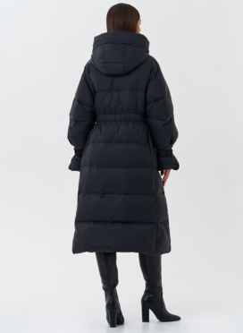 Женский пуховик с капюшоном