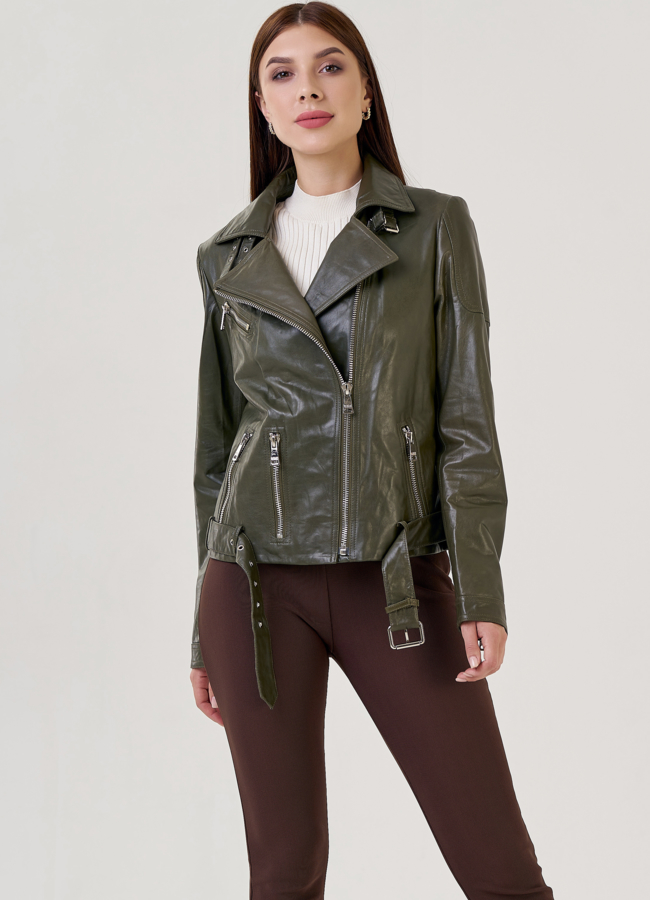 Кожаная куртка зеленого цвета модель № 10622 меха малина