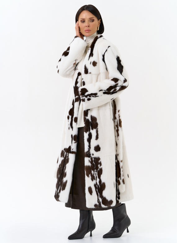 Шуба из меха норки в расцветке 