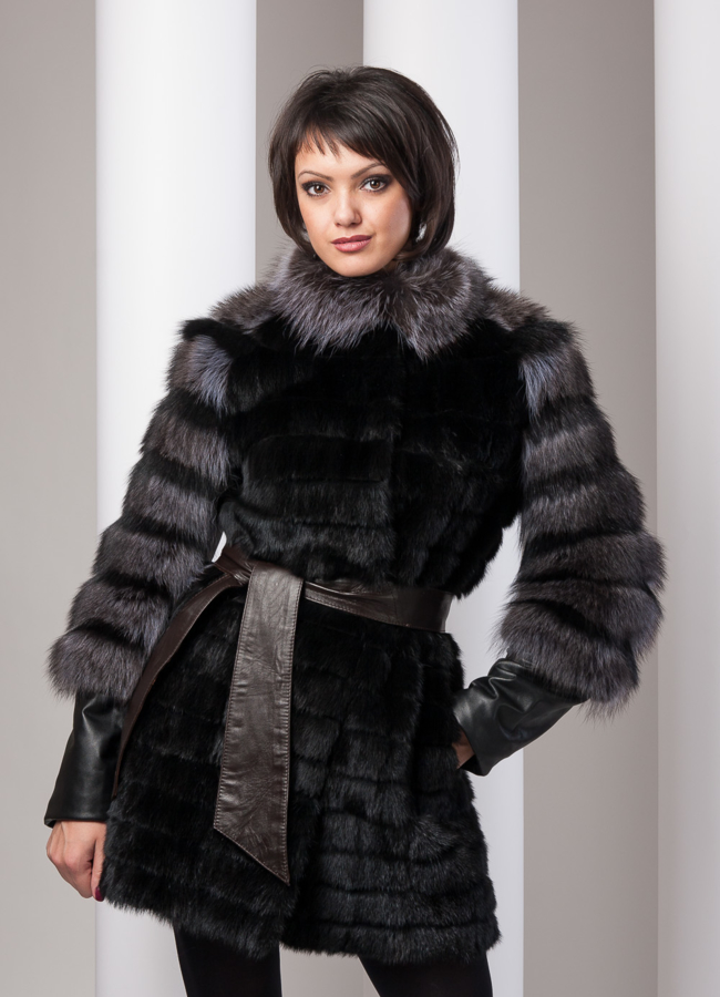 Шуба из норки с енотом, съемный рукав 3/4 модель № S-16 меха малина Шуба из норки с енотом, съемный рукав 3/4 модель № S-16 меха малина