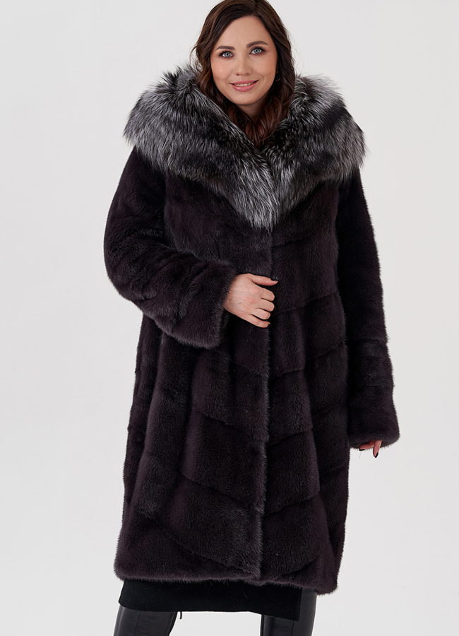 Шуба - баллон из норки с чернобуркой модель № 23949 меха малина