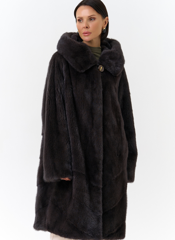 Шуба из норки с капюшоном