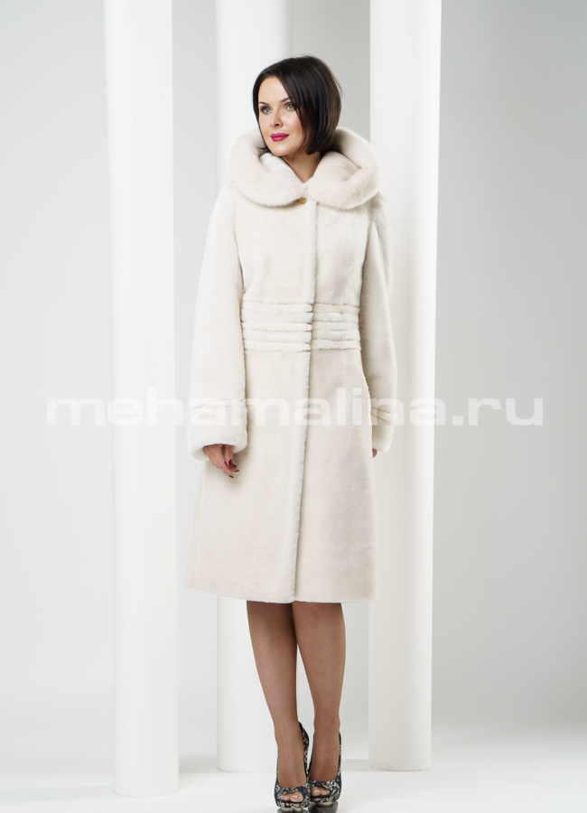 Шуба из мутона с норковой отделкой модель № S-219 в кредит
