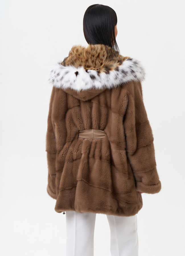 Короткая шуба из норки с рысью модель № 29523 в кредит