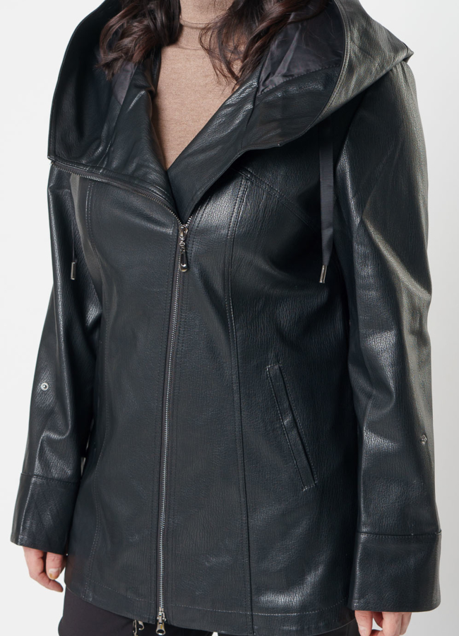 Полупальто из эко кожи черного цвета модель № 2033 универмаг малина