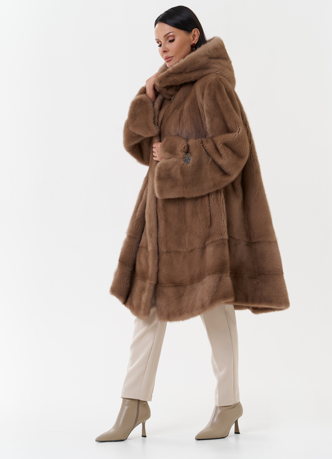 Шуба из скандинавской норки с капюшоном модель № 27595 в рассрочку