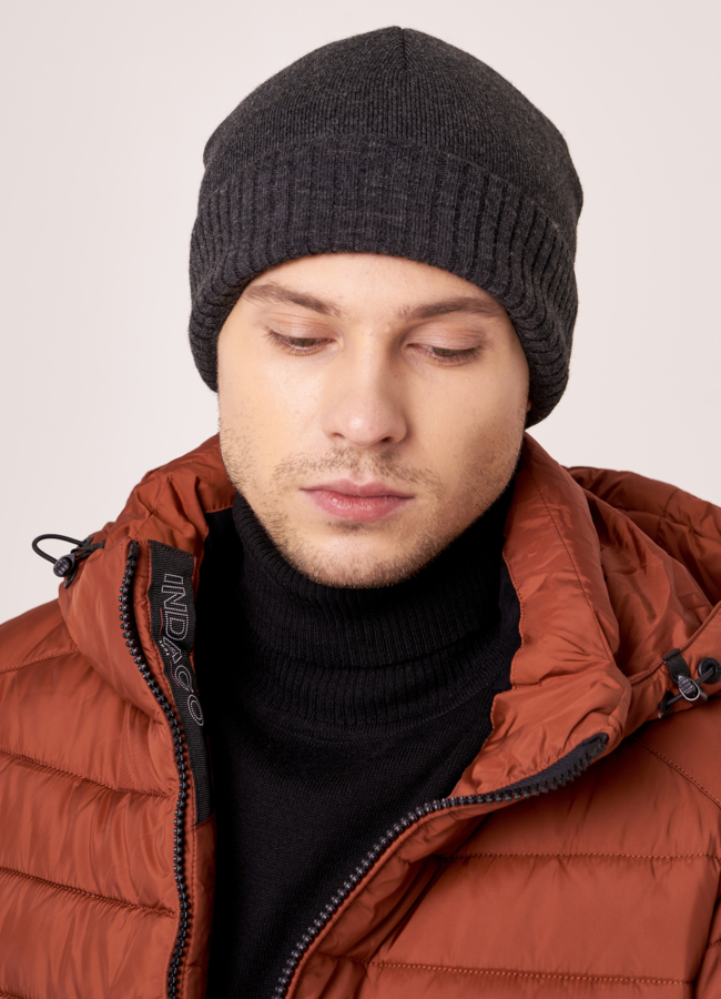 шапка мужская  модель № 2903 универмаг малина