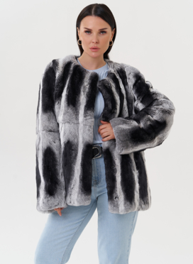 Женская шуба из меха кролика Женская шуба из меха кролика