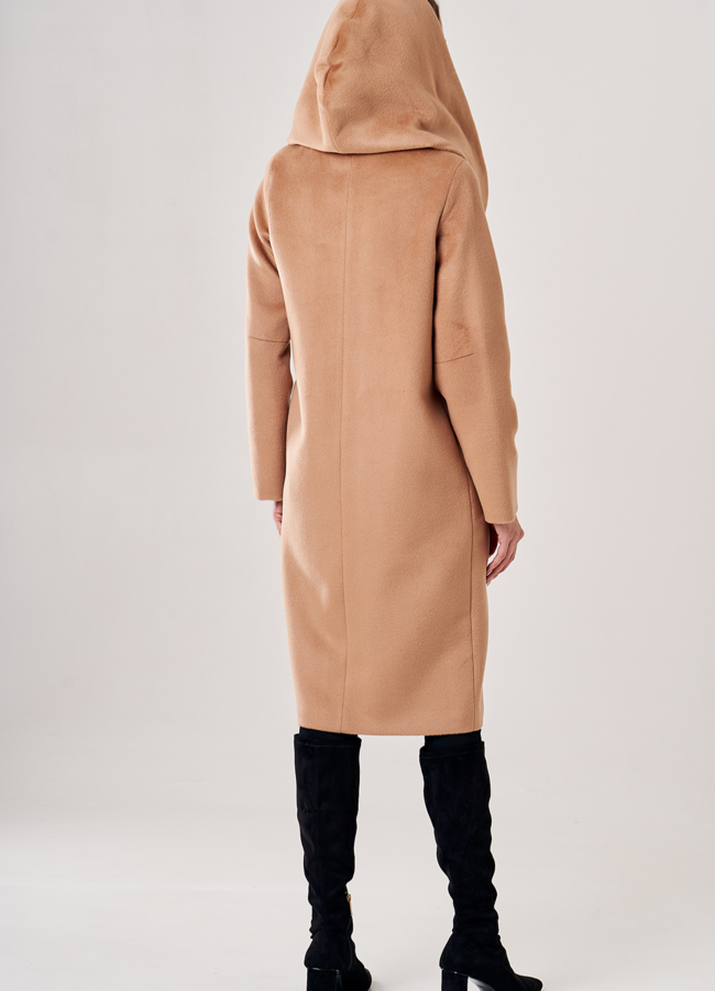 фото Пальто женское коричневого цвета с капюшоном модель № 038