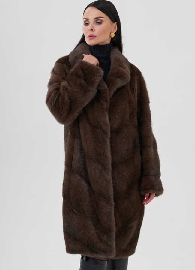 Шуба из норки с английским воротником модель № 24742 универмаг малина