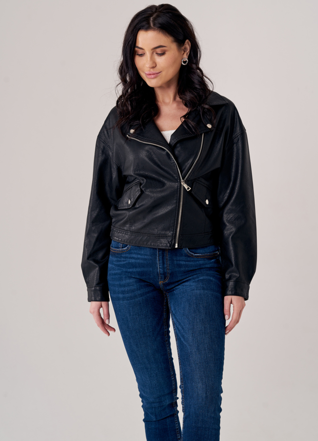 Женская куртка из эко кожи черного цвета модель № 20741 универмаг малина