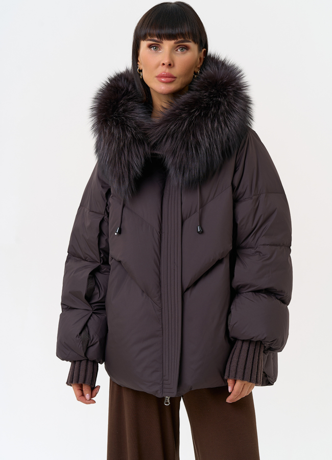 Женский пуховик с капюшоном из меха чернобурки модель № 31536 в кредит Женский пуховик с капюшоном из меха чернобурки модель № 31536 в кредит
