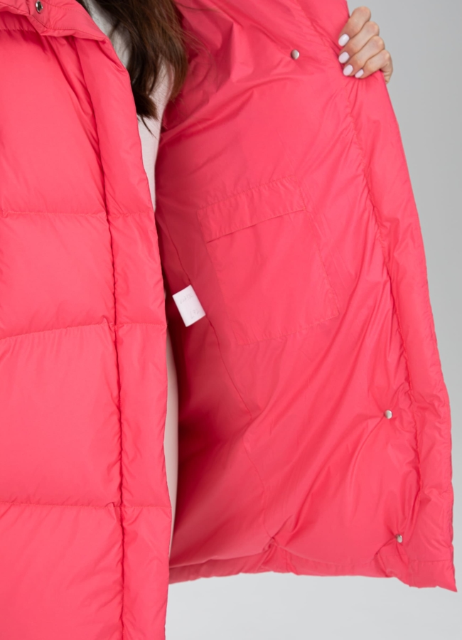 Пуховик женский с капюшоном  модель № 25765 универмаг малина