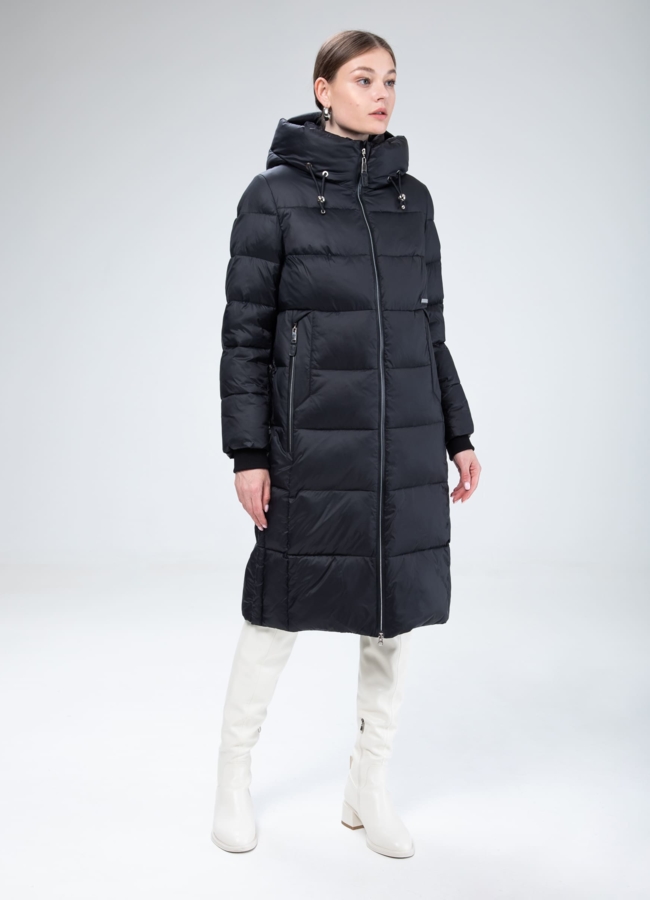 Пуховик женский черного цвета  модель № 25777 в кредит