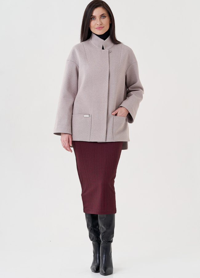 Укороченное женское пальто в бежевом цвете модель № 23964 универмаг малина