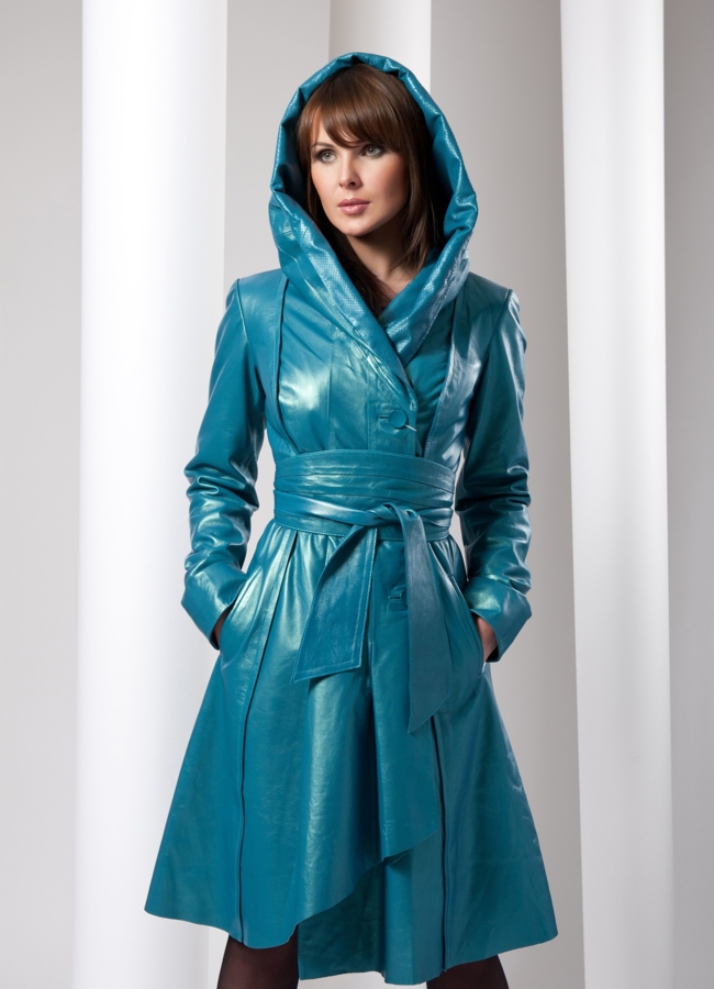 фото Кожаный плащ с капюшоном модель № K-45