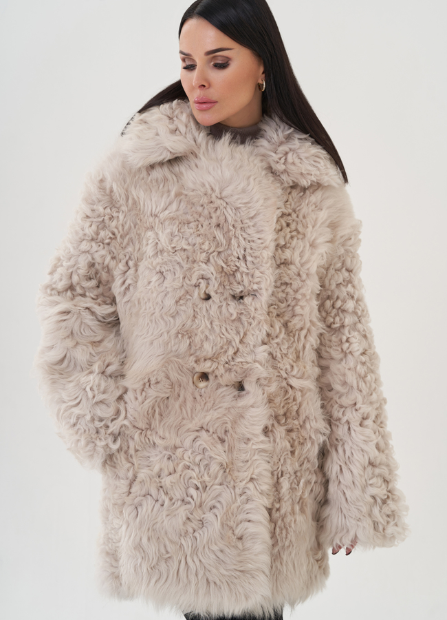 Двухсторонняя женская дубленка с английским воротником  модель № 26041 в кредит