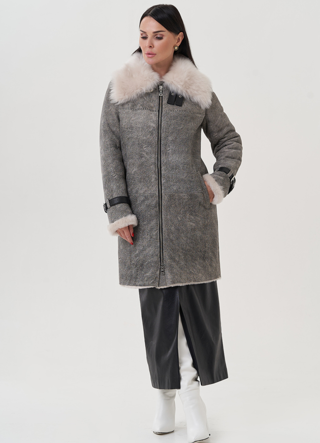 Женская дубленка  модель № 25630 меха малина