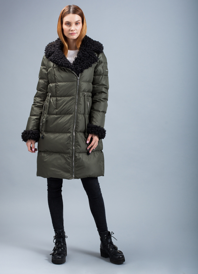 Пуховик женский модель № П-348 меха малина