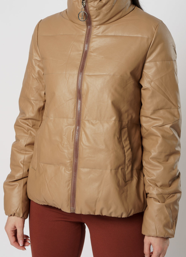 Женская куртка из эко кожи коричневого цвета модель № 20769 универмаг малина