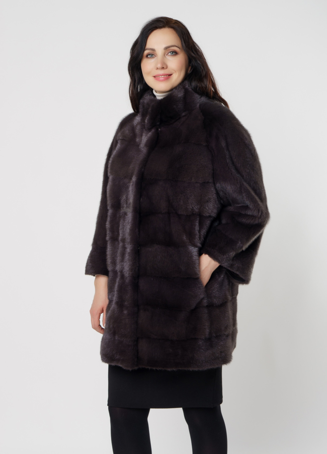 Шуба из норки с воротником стойка в поперечном раскладе модель № 8010 универмаг малина