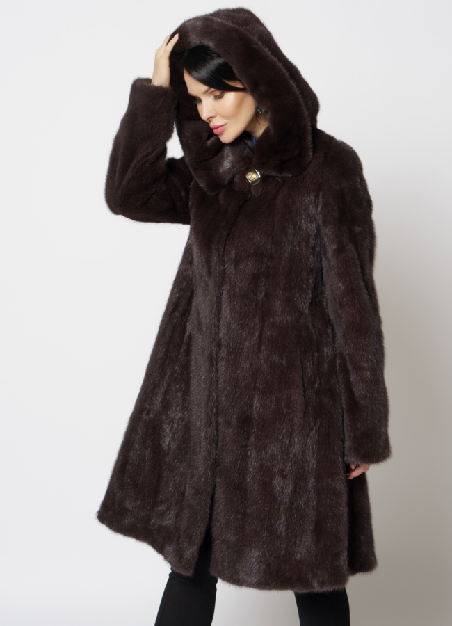 Норковая шуба с капюшоном в цвете капучино модель № 21115 универмаг малина