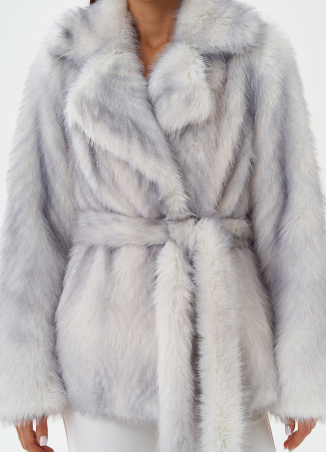 Женская шуба из эко меха с градиентом модель № 28646 универмаг малина