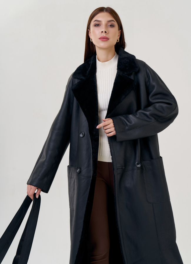 Женская дубленка черного цвета с английским воротником  модель № 23248 универмаг малина Женская дубленка черного цвета с английским воротником  модель № 23248 универмаг малина