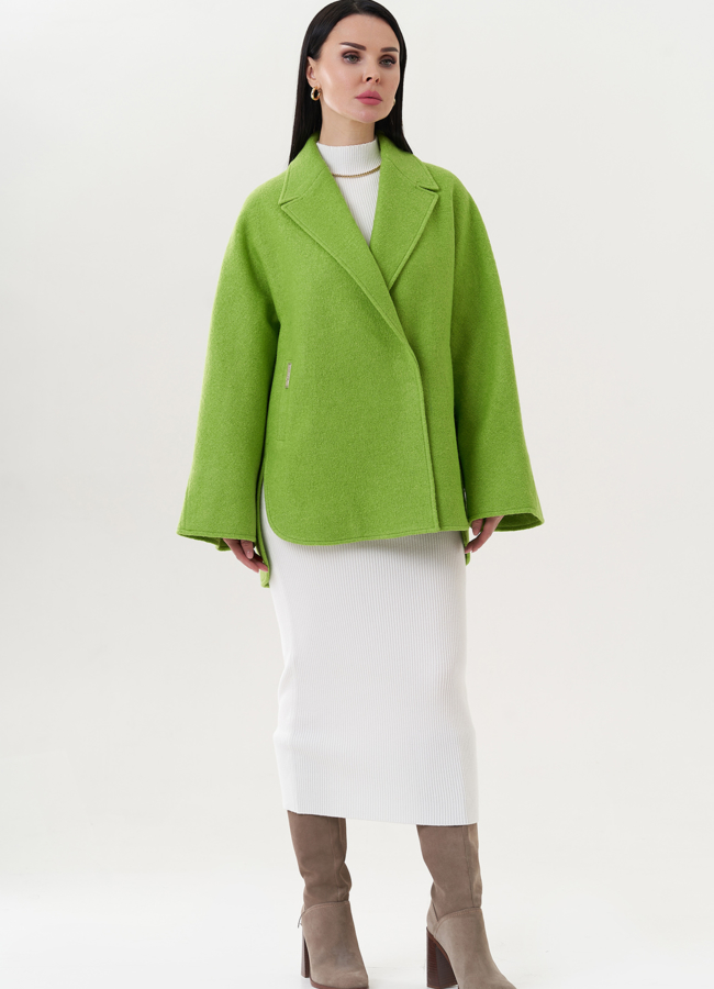 Укороченное пальто с английским воротником модель № 26719 в кредит