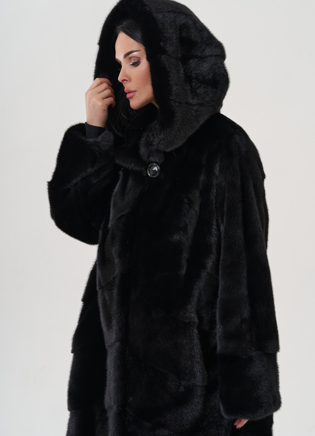 Шуба из норки с капюшоном  модель № 26052 в рассрочку