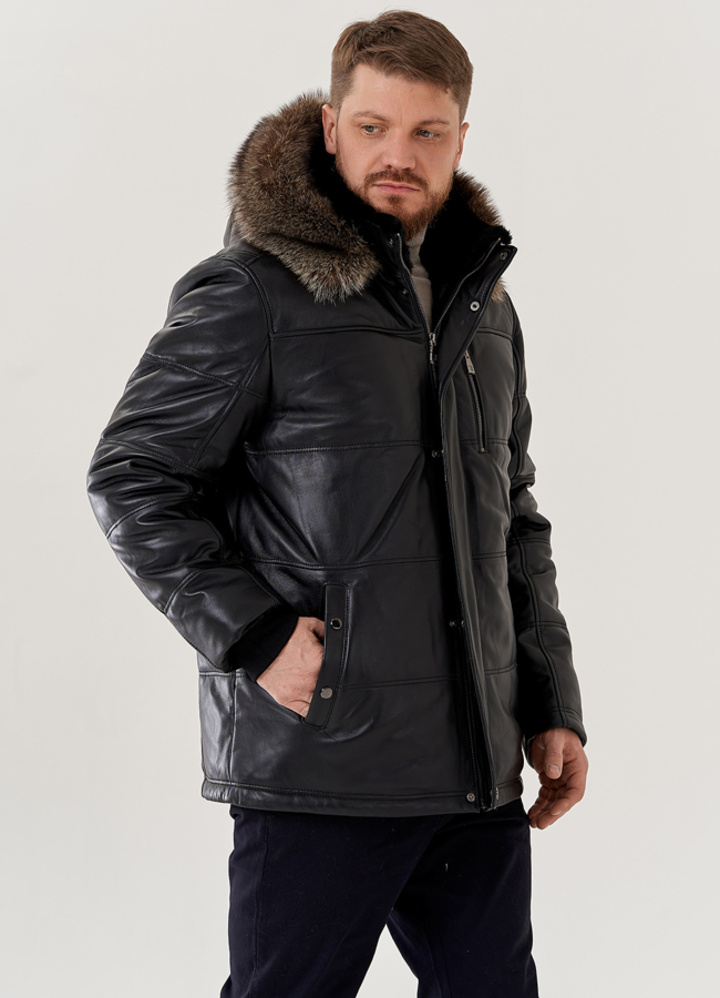 Мужской пуховик из натуральной кожи с капюшоном отделка из енота  модель № 79617 меха малина