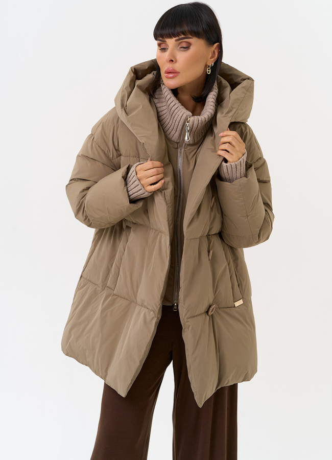 Женский пуховик с акцентными пуговицами модель № 31518 меха малина Женский пуховик с акцентными пуговицами модель № 31518 меха малина