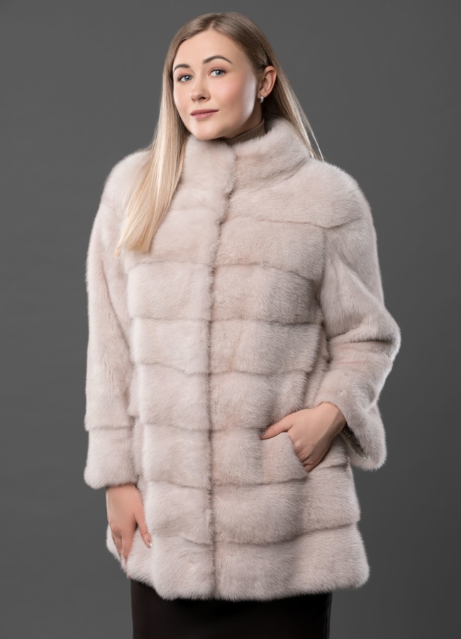 Укороченная светлая норковая шуба  модель № S-716 меха малина
