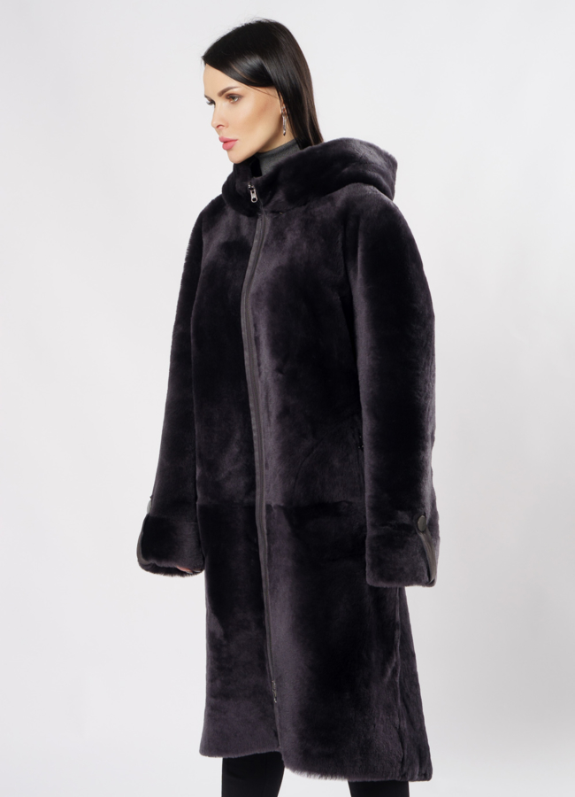 Двусторонняя дубленка с капюшоном на молнии модель № 3486 универмаг малина